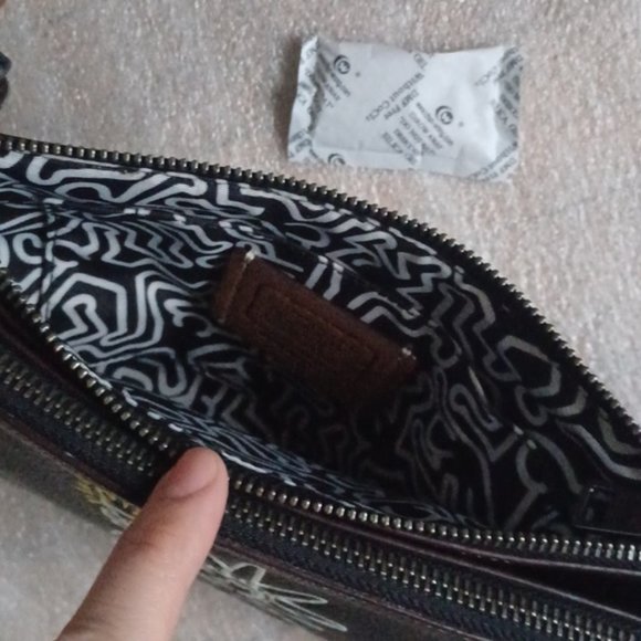 COACH x Keith Haring Lyla Crossbody Shoulder Bag Statue of Liberty -NWT - Picture 10 of 15